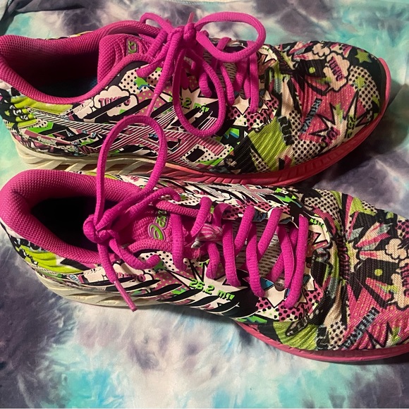 ASICS fuzegel new York marathon theme shoes…good used condition - Picture 3 of 7